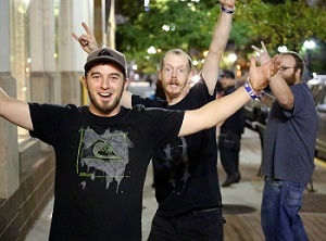 Party-People werden nie reich, denn sie haben kein Money-Mindset